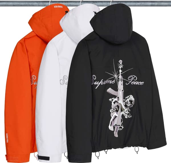 AOI GORE-TEX Hooded Jacket - Group Shot