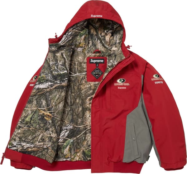 GORE-TEX Mossy Oak® Jacket - Red (detail)