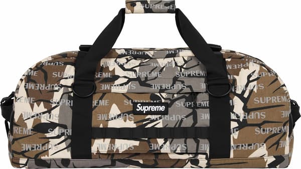 Large Duffle Bag - Predator Camo (front)