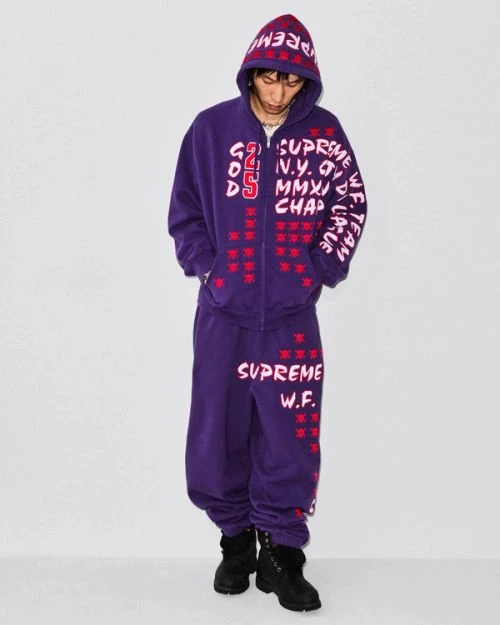 Fall/Winter 2025 (21 of 45)