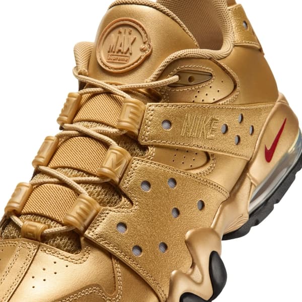 Supreme x Nike SB Air Max CB '94 - Gold (front)