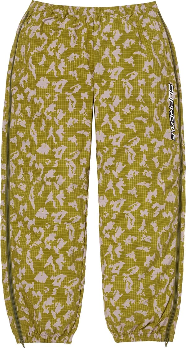 Ripstop Warm Up Pant - Olive Camo (front)
