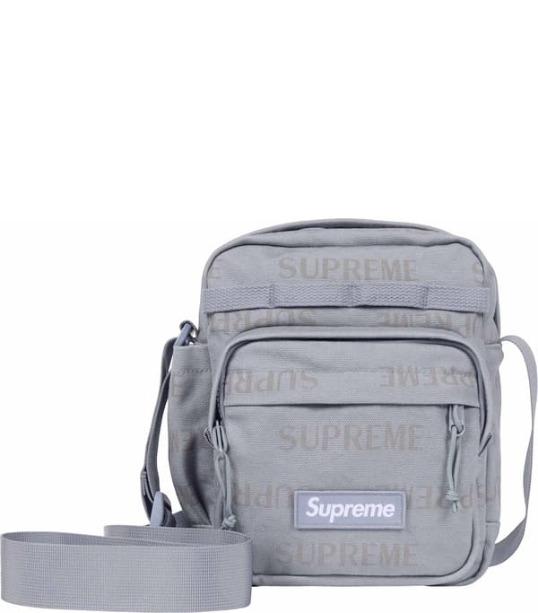 Shoulder Bag - Light Blue (front)