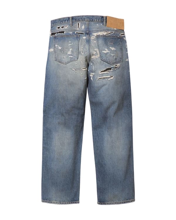 Supreme®/MM6 Maison Margiela Distressed Loose Fit Selvedge Jean - Blue (front)