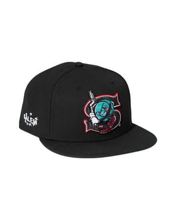 Supreme/SALEM New Era®