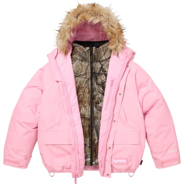 Supreme 2-in-1 GORE-TEX Parka + Reversible 700-Fill Down Liner Jacket - Light Pink (front)