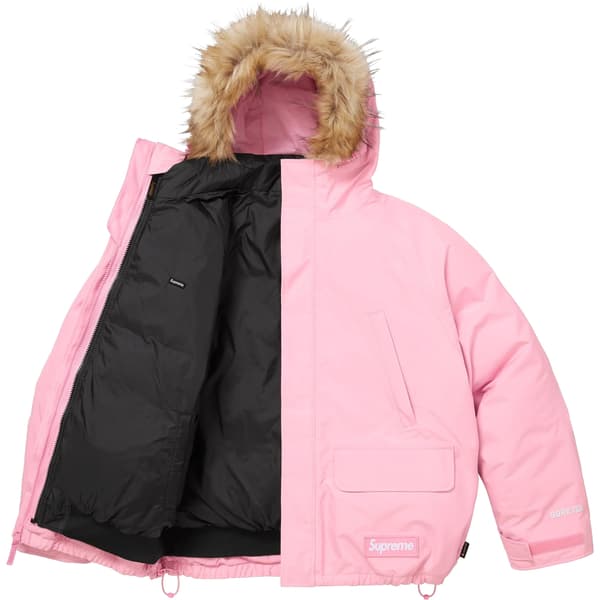 Supreme 2-in-1 GORE-TEX Parka + Reversible 700-Fill Down Liner Jacket - Light Pink (front)