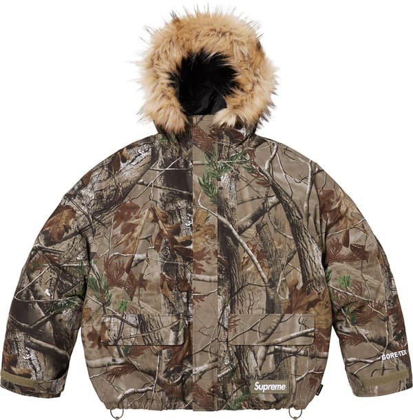 Supreme 2-in-1 GORE-TEX Parka + Reversible 700-Fill Down Liner Jacket - Realtree® AP Camo (front)