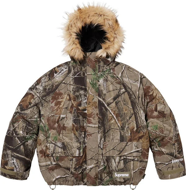 Supreme 2-in-1 GORE-TEX Parka + Reversible 700-Fill Down Liner Jacket - Realtree® AP Camo (front)