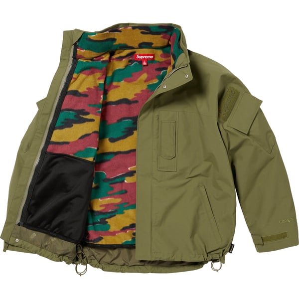 Supreme 2-in-1 GORE-TEX Polartec Liner Jacket - Olive (front)
