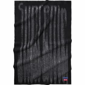 Supreme Blurred Logo Blanket Black