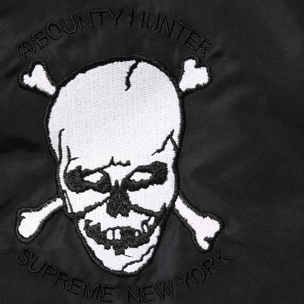 Supreme Bounty Hunter MA-1 - Black (front)