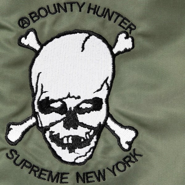 Supreme Bounty Hunter MA-1 - Olive (front)