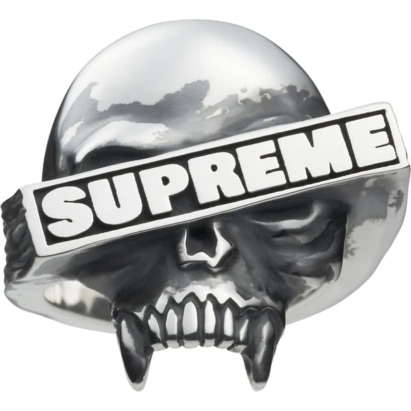 Supreme Bounty Hunter Silver Ring - Silver (front)
