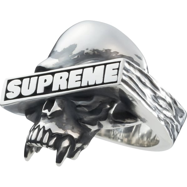 Supreme Bounty Hunter Silver Ring - Silver (front)