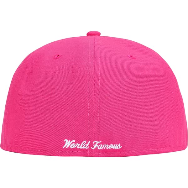 Supreme Breast Cancer Awareness Box Logo New Era - Pink (front)