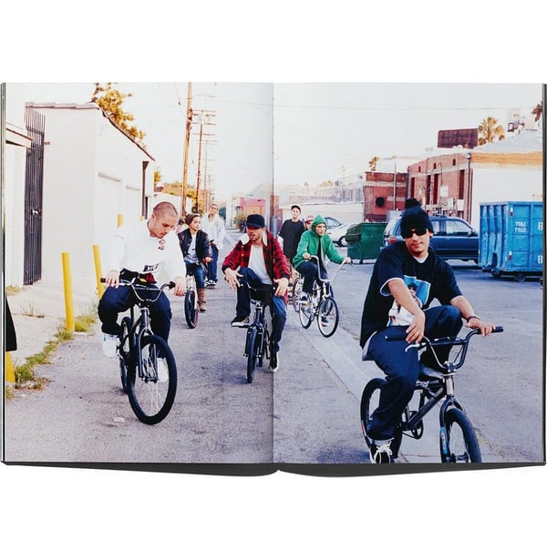 Supreme Fairfax Book - Multicolor (front)