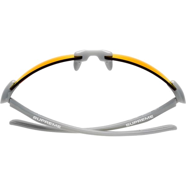 Supreme Fuse Sunglasses - Grey (front)