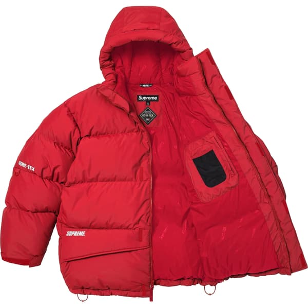 Supreme GORE-TEX 900-Fill Down Parka - Red (front)