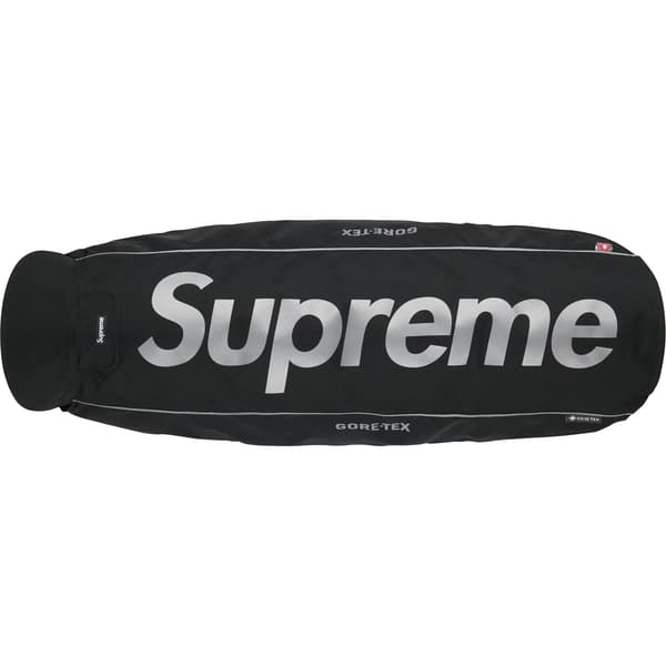 Supreme GORE-TEX Dog Jacket - Black (front)
