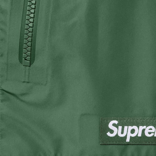 Supreme GORE-TEX Taped Seam Shell Jacket - Green (front)