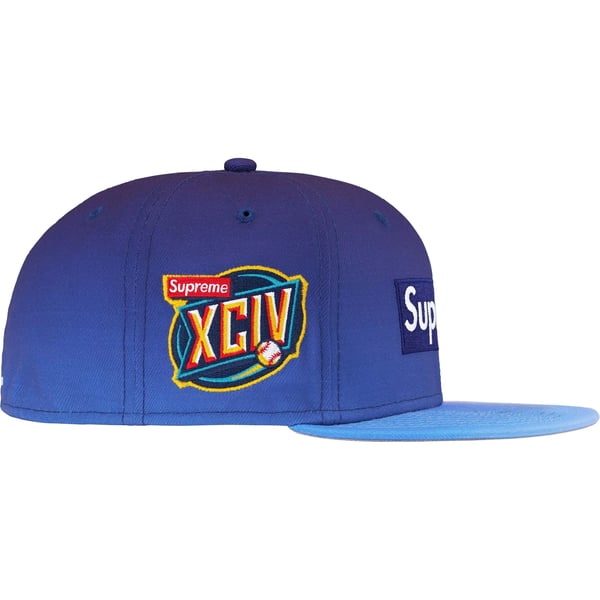 Supreme Gradient Box Logo New Era - Blue (front)