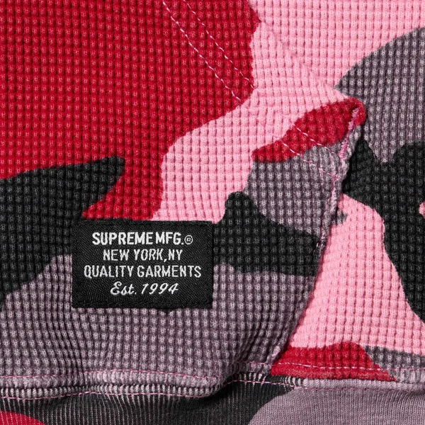 Supreme Hooded Zip Up Thermal - Pink Camo (front)