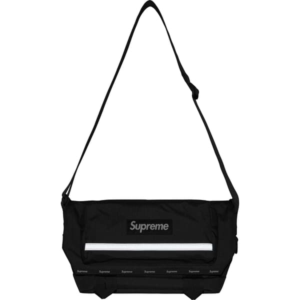 Supreme Messenger Bag - Black (front)