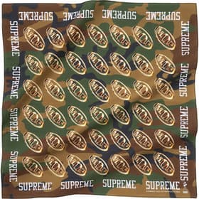 Supreme M.O.P. Bandana Woodland Camo