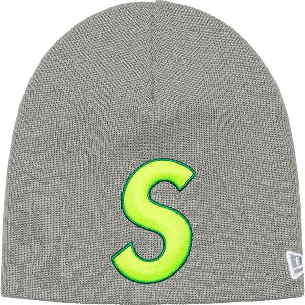 Supreme New Era S Logo Beanie - Grey (front)
