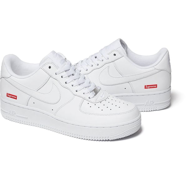 Supreme Nike Air Force 1 Low - White (front)