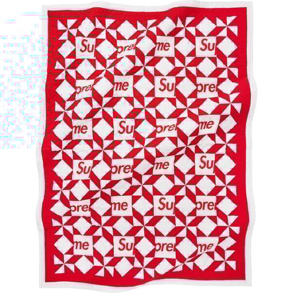 Supreme Patchwork Quilt - Red (front)