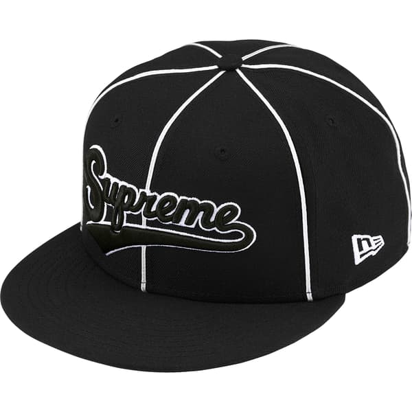 Supreme Piping Script Logo New Era - Black (front)