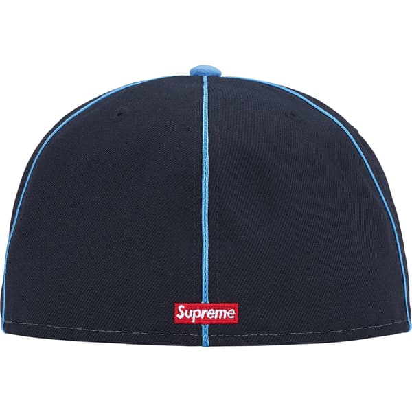 Supreme Piping Script Logo New Era - Navy (front)