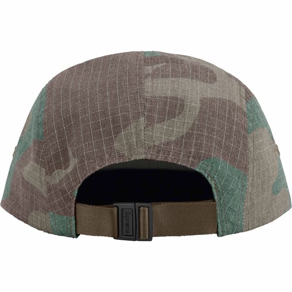 Supreme Reflective Ripstop Camp Cap - Woodland Camo (front)