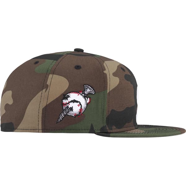 Supreme Screw Ball S Logo New Era - Woodland Camo (front)