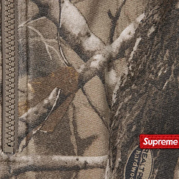 Supreme Small Box Half Zip Pullover - Realtree® Hardwoods Camo (front)