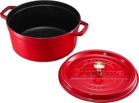 Supreme STAUB Round 5.5 Qt. Cocotte Red