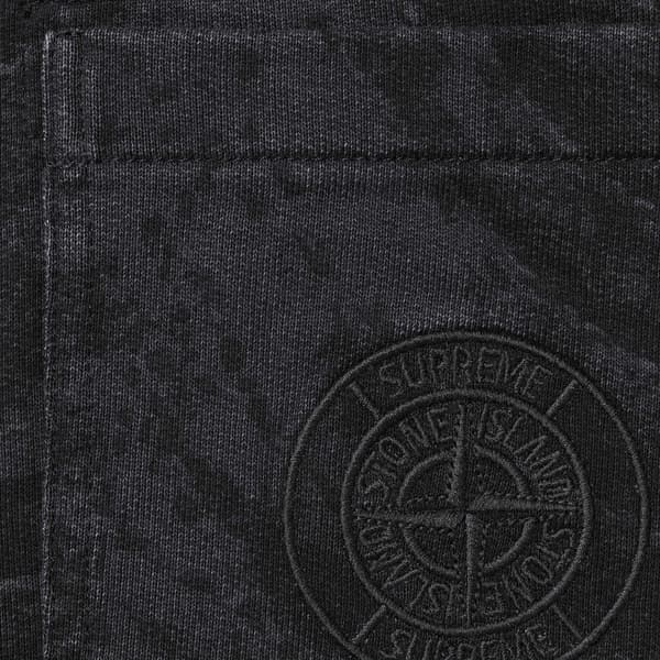 Supreme Stone Island Sweatpant - Black (front)