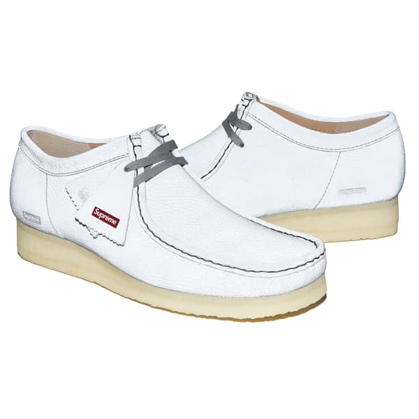 Supreme Clarks Originals Reflective Wallabee - Silver (front)