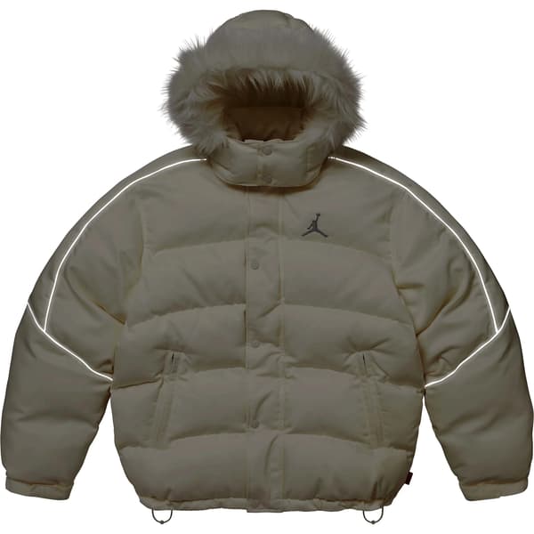 Supreme Jordan Puffer Jacket - White (front)
