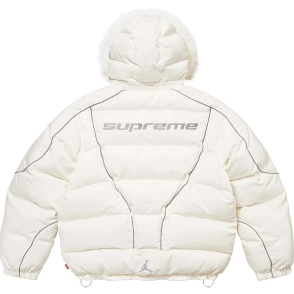 Supreme Jordan Puffer Jacket - White (front)