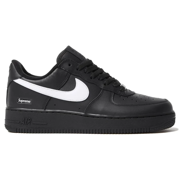 Supreme Nike Air Force 1 Low - Black (front)