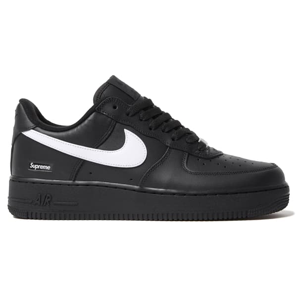 Supreme Nike Air Force 1 Low - Black (front)