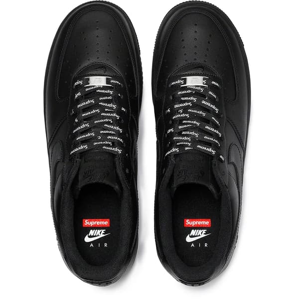 Supreme Nike Air Force 1 Low - Black (front)