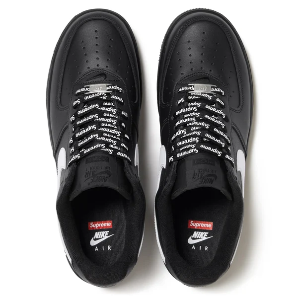 Supreme Nike Air Force 1 Low - Black (front)