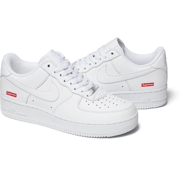 Supreme Nike Air Force 1 Low - White (front)