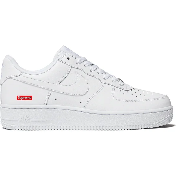 Supreme Nike Air Force 1 Low - White (front)