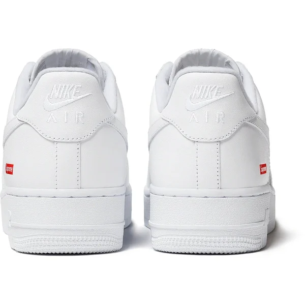 Supreme Nike Air Force 1 Low - White (front)