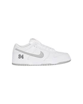 Supreme Nike SB Dunk Low White